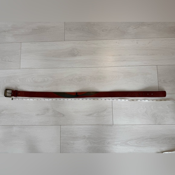 Vintage Guess Brown and Green Horse Horizon Leather Belt - Picture 4 of 5